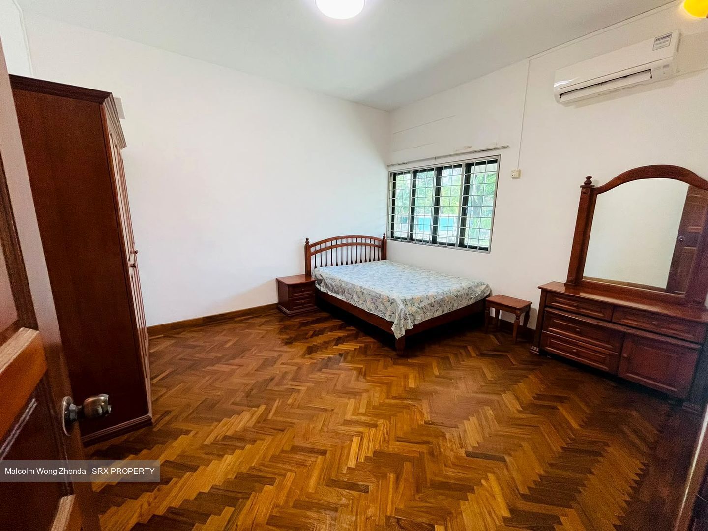 Upper Paya Lebar Road (D19), Terrace #584608941